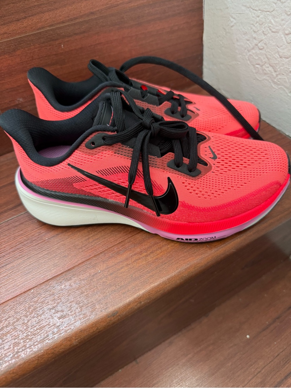 Nike Women's Air Zoom Running Shoes - Coral/Black